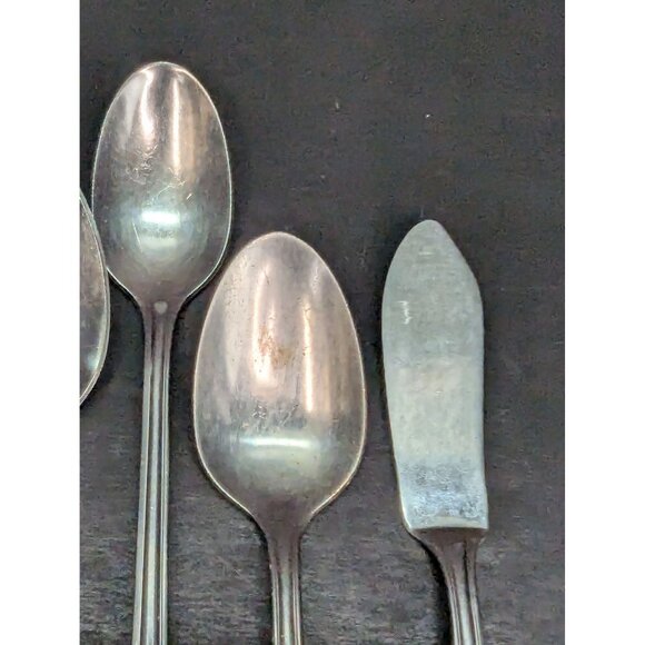 Simeon L & George H Rogers Oneida Homestead Pattern Replacement Flatware 5 Pcs - Picture 5 of 8